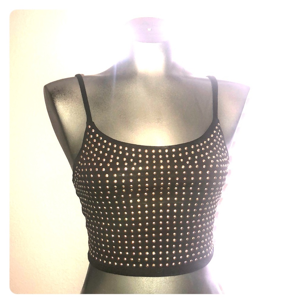Forever 21 (s) crop top with gold pendants